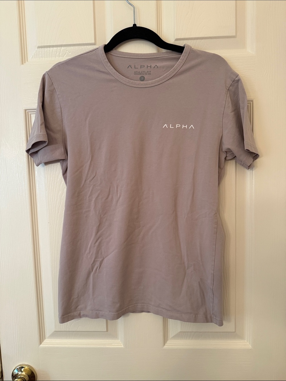 Athleisure Men’s Short Sleeve Crewneck T-Shirt in Tan